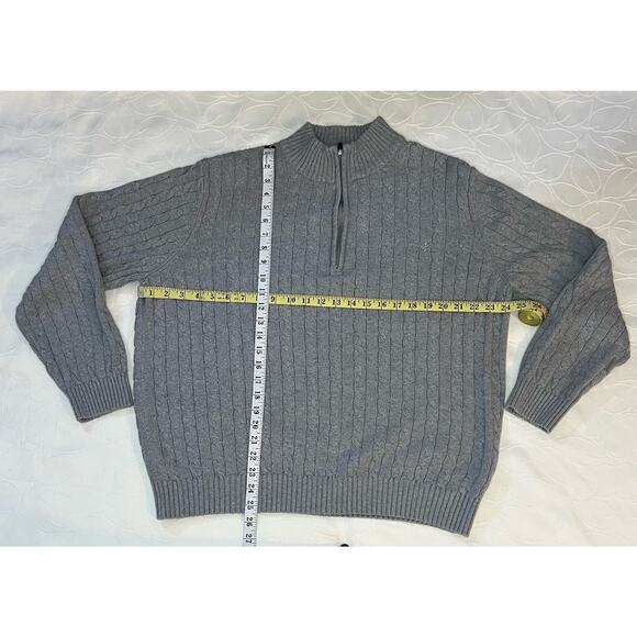 IZOD- Men’s Gray XL Gray Sweater - Picture 3 of 4